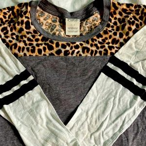 Victoria’s Secret Pink Half Sleeve Size S Leopard Print and Gray